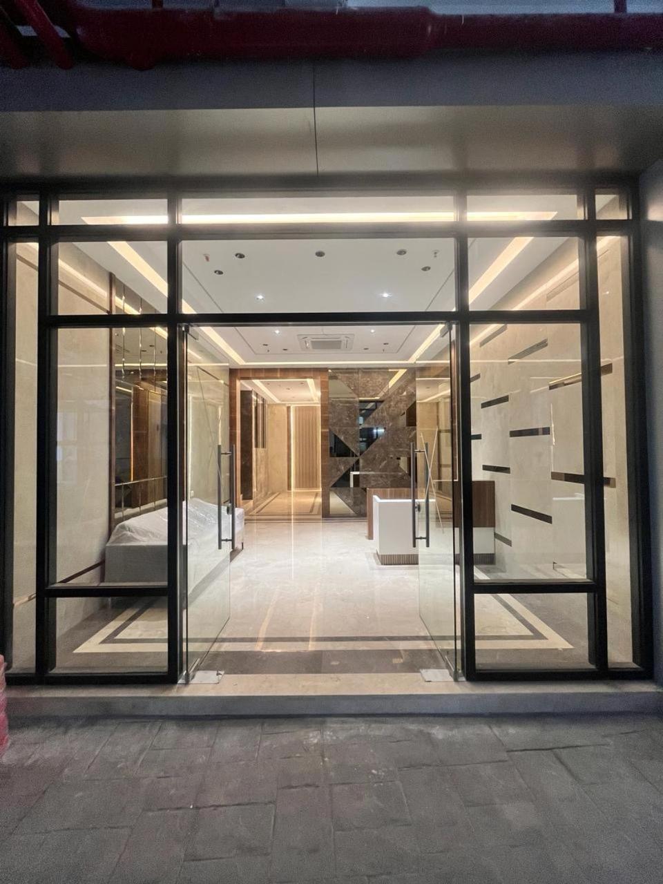 Hsquare Luxury Apartments Goregaon Мумбаї Екстер'єр фото