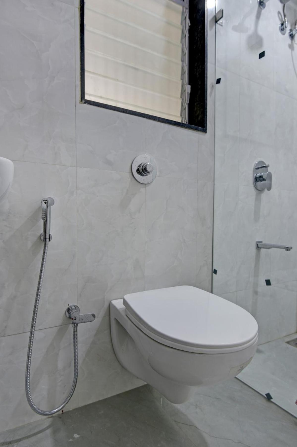 Hsquare Luxury Apartments Goregaon Мумбаї Екстер'єр фото